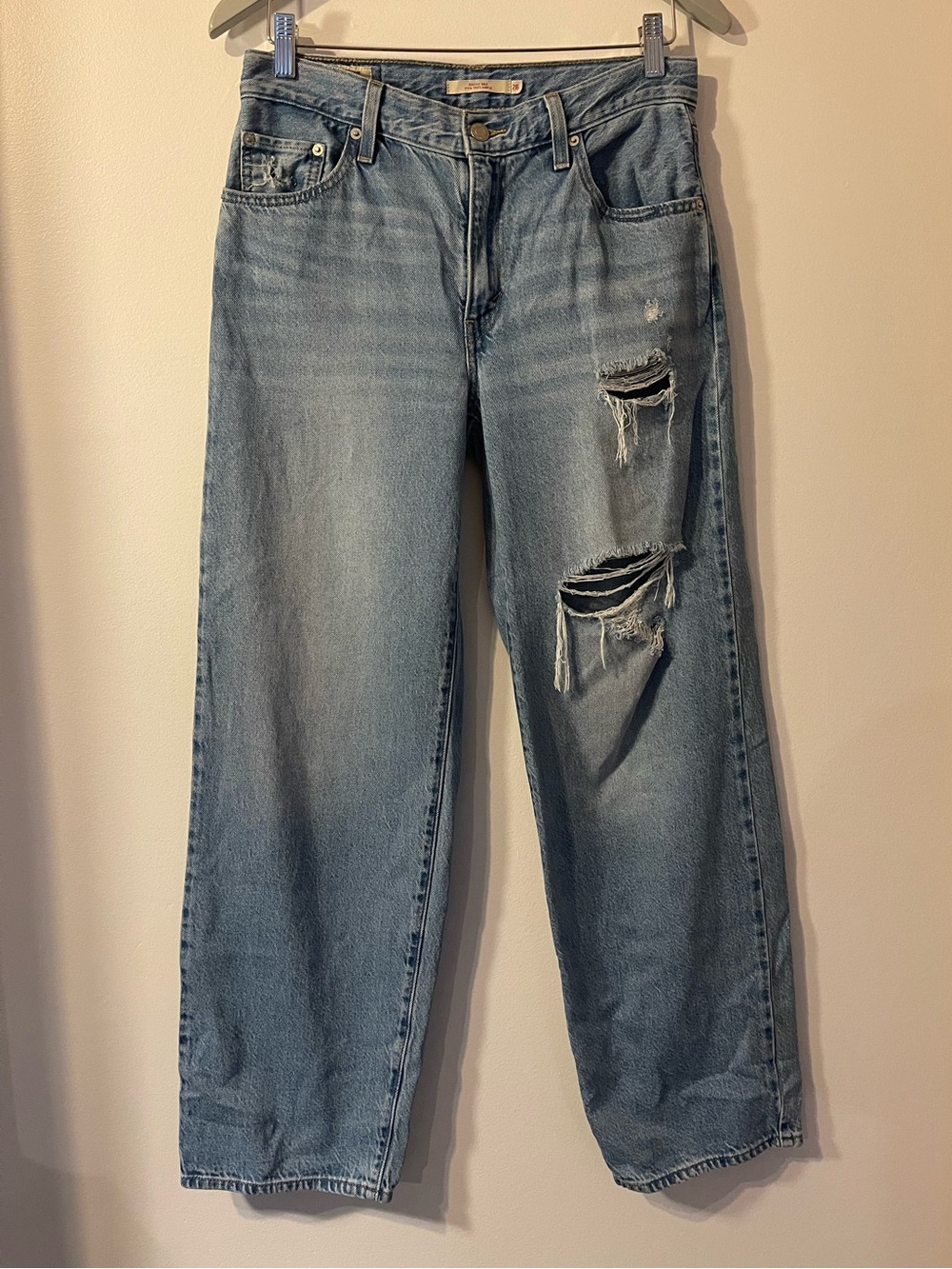 LEVI'S Baggy Dad Distressed High Rise Straight Wide Leg Jeans Light Wash 26